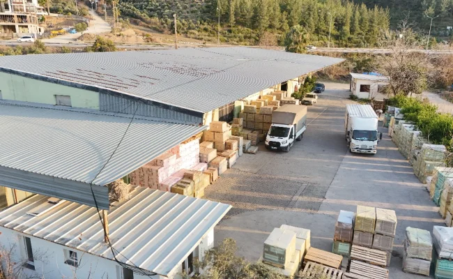 Osmaniye Merkez'de 5000m² Kiralık Depo, 12m Giriş Yüksekliği, Anayola Yakın - Galeri görseli