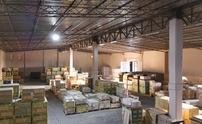 Osmaniye Merkez'de 5000m² Kiralık Depo, 12m Giriş Yüksekliği, Anayola Yakın - Galeri görseli