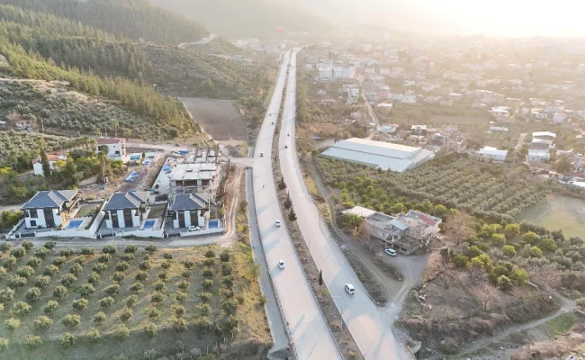 Osmaniye Merkez'de 5000m² Kiralık Depo, 12m Giriş Yüksekliği, Anayola Yakın - Galeri görseli