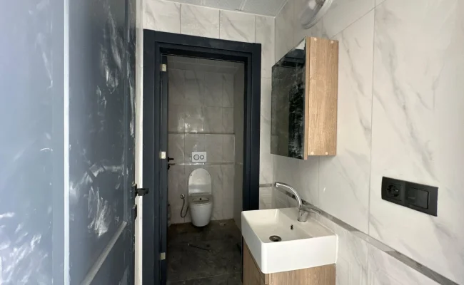 Kiralık Oto Galeri Dükkanları - Galeri görseli