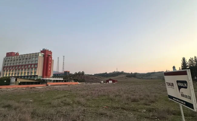 Büyük Osmaniye Oteli Yanı Kiralık 11936 m2 Arsa - Galeri görseli