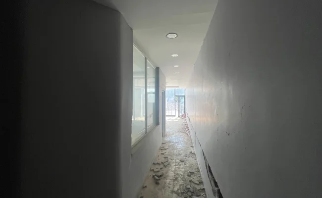 Belediye Binası Civarında İşyeri - Galeri görseli