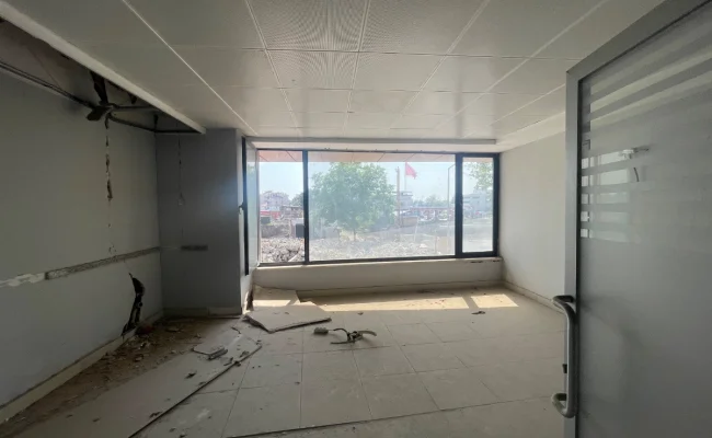 Belediye Binası Civarında İşyeri - Galeri görseli