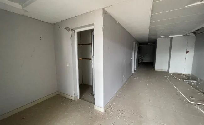 Belediye Binası Civarında İşyeri - Galeri görseli