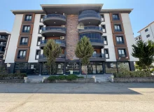 Emsalsiz Kiralık Geniş İşyeri