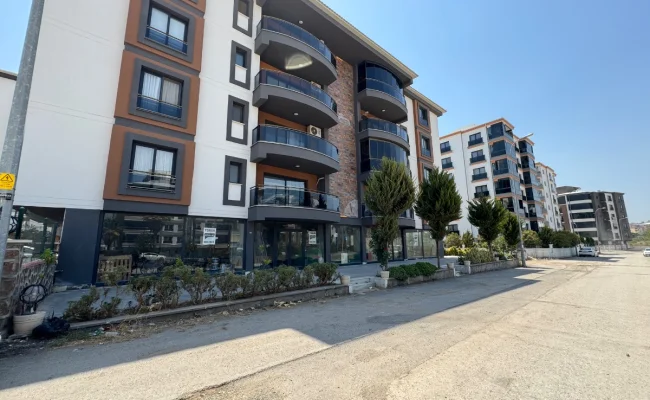 Emsalsiz Kiralık Geniş İşyeri - Galeri görseli