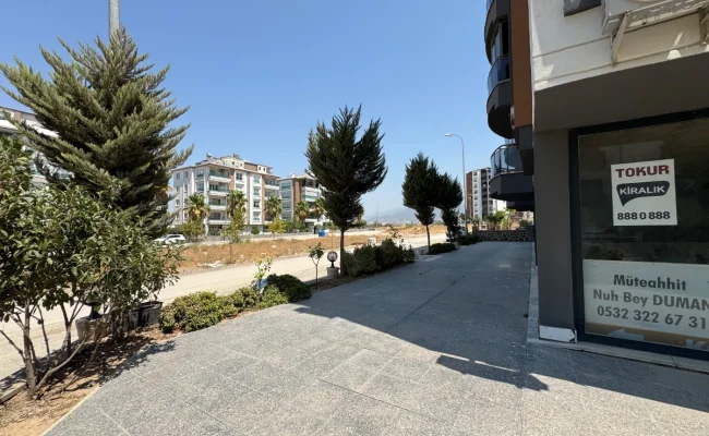 Emsalsiz Kiralık Geniş İşyeri - Galeri görseli