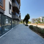 Emsalsiz Kiralık Geniş İşyeri galeri küçük görsel