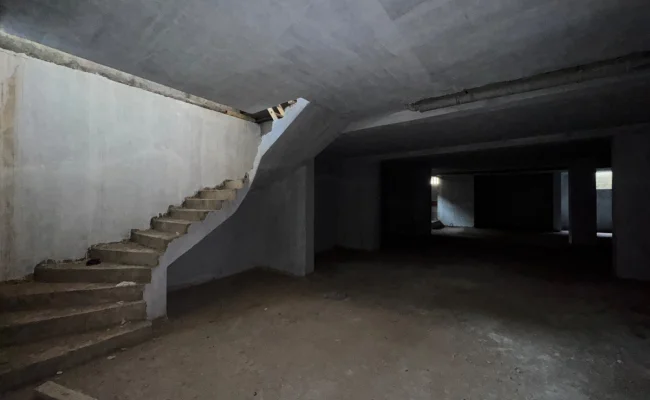 Emsalsiz Kiralık Geniş İşyeri - Galeri görseli