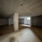 Emsalsiz Kiralık Geniş İşyeri galeri küçük görsel