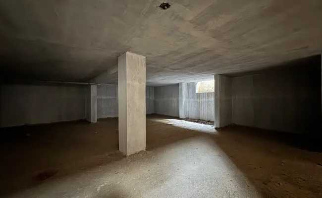 Emsalsiz Kiralık Geniş İşyeri - Galeri görseli