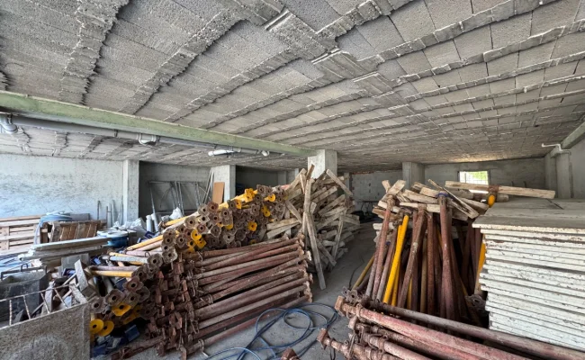 Emsalsiz Kiralık Geniş İşyeri - Galeri görseli