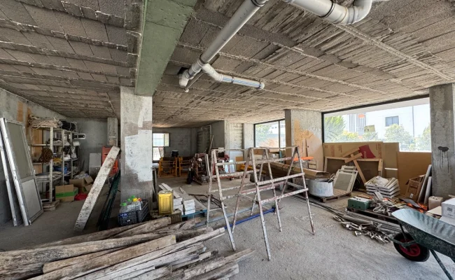 Emsalsiz Kiralık Geniş İşyeri - Galeri görseli