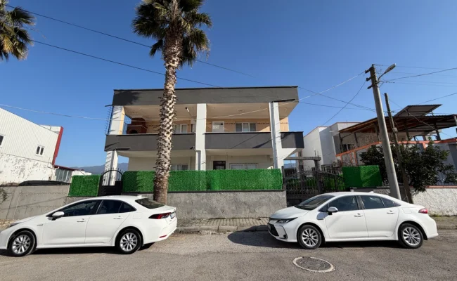 Satılık 3 Katlı Bina + Ticari Arsa - Galeri görseli