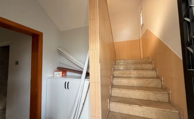 Satılık 3 Katlı Bina + Ticari Arsa - Galeri görseli