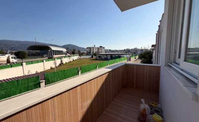 Satılık 3 Katlı Bina + Ticari Arsa - Galeri görseli